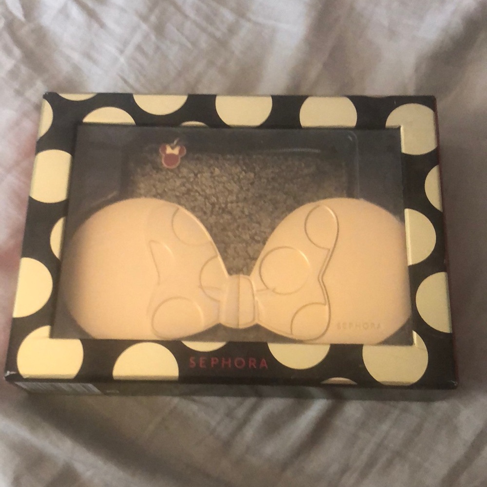 Sephora Disney Minnie Mouse mirror